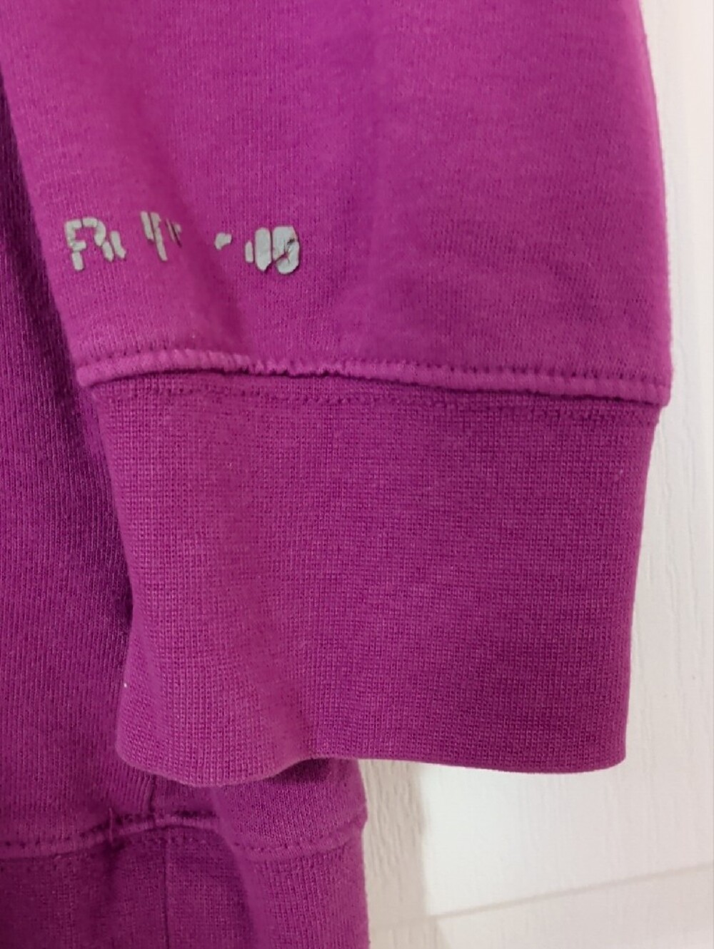 Woman's Burton Sweater - Picture 4 of 5